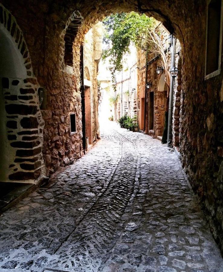 فيلا August Castle House Mestá المظهر الخارجي الصورة